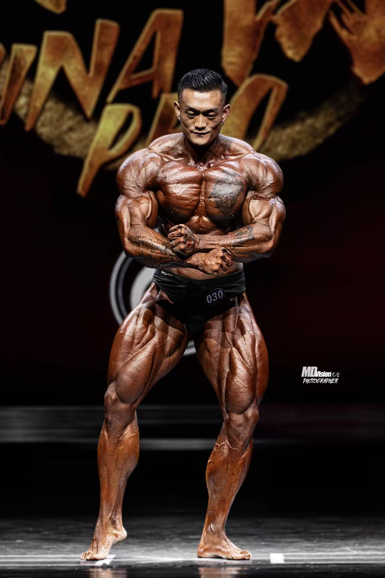 格森品牌形象代言人 JI XU 赛场造型